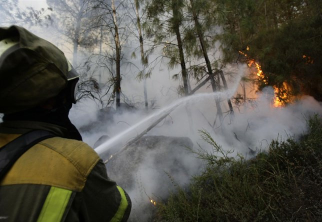 Controlado o enorme incendio de Entrimo