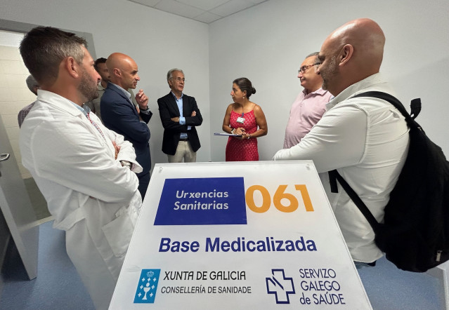 La Xunta ha asegurado este jueves que la ambulancia medicalizada desplazada a Sanxenxo contará con una nueva base en el Hospital de O Salnés a partir de septiembre. Sin embargo, el BNG ha acusado al Partido Popular de seguir instalado en la mentira.