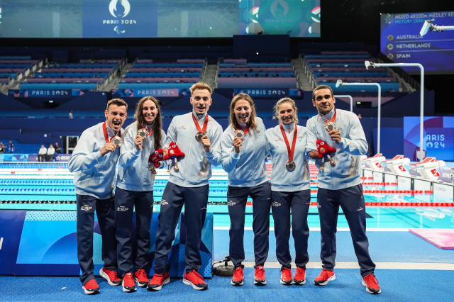 Núria Marquès se cuelga el bronce en el relevo 4x100 en París 2024