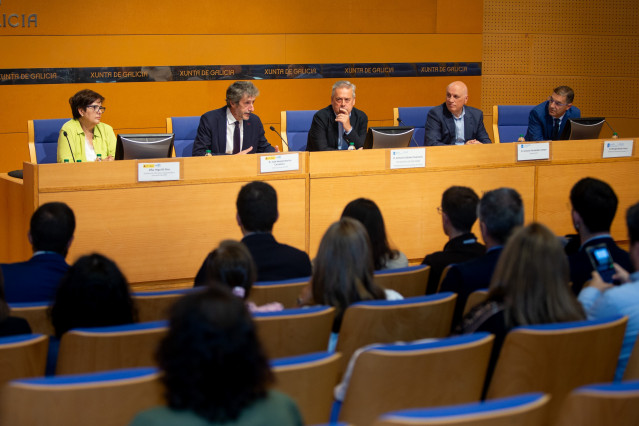 Jornada de presentación de avances del proyecto INNOVATRIAL para la gestión de ensayos y estudios de investigación biomédica en Galicia.