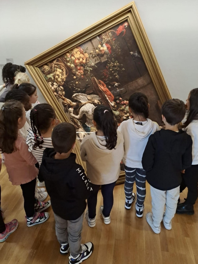 Visita guiada a los alumnos de un centro educativo