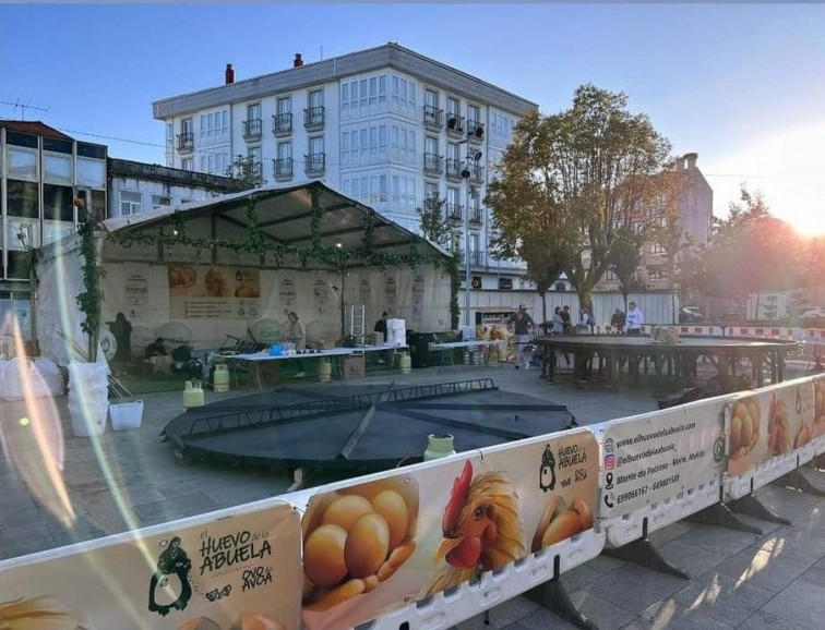 ¡La tortilla más grande del mundo es de Melide! 15.000 huevos, 1.700 kilos de patatas, 300 litros de aceite...