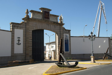 Archivo - Fachada de la entrada principal de Navantia en Ferrol (A Coruña)