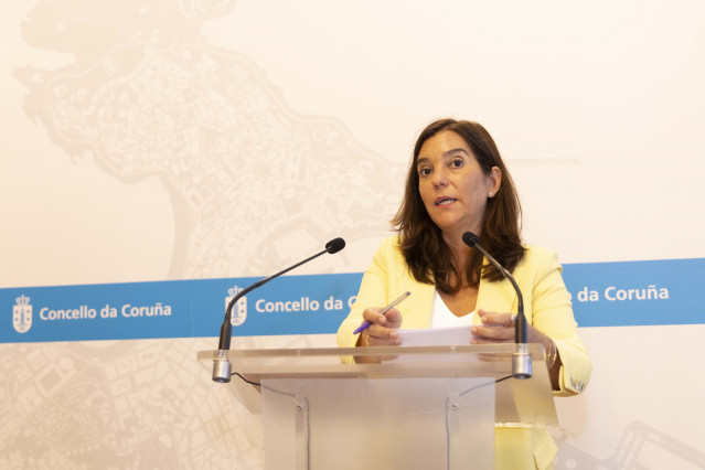 La alcaldesa de A Coruña, Inés Rey, informa de los asuntos de la Junta de Gobierno local