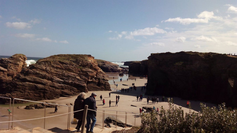 El mar se tragará las playas de Galicia esta semana: llegan las mareas vivas más 