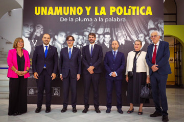 El presidente de la Generalitat, Salvador Illa, en la exposición 'Unamuno y la política. De la pluma a la palabra' en la Biblioteca Nacional de España, en Madrid