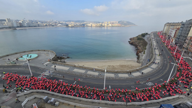 La Carrera de la Mujer Central Lechera Asturiana reúne más de 7.000 participantes en A Coruña