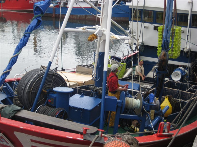 Galicia defiende ante la UE nuevas ayudas a la pesca para incorporar gente joven