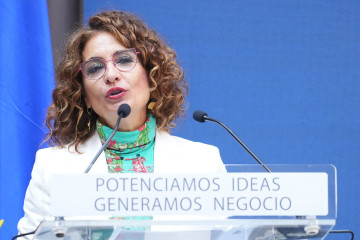 La vicepresidenta primera del Gobierno y ministra de Hacienda, María Jesús Montero , durante su intervención en el acto conmemorativo. A 27 de septiembre de 2024, en Cádiz.