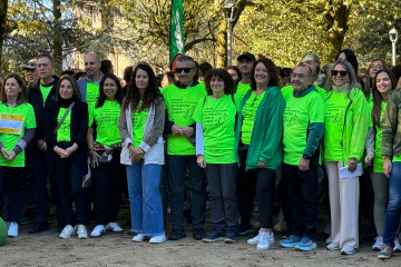 La alcaldesa de Santiago, Goretti Sanmartín, en la iniciativa 'En Marcha contra o Cancro