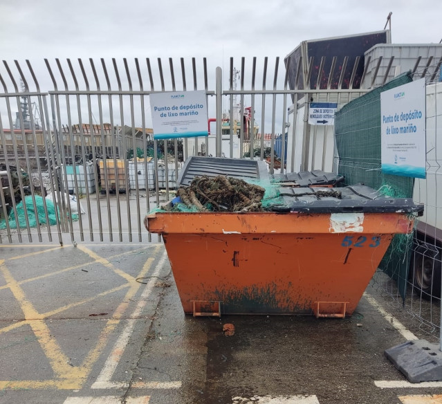 Contenedor de basura en Ferrol