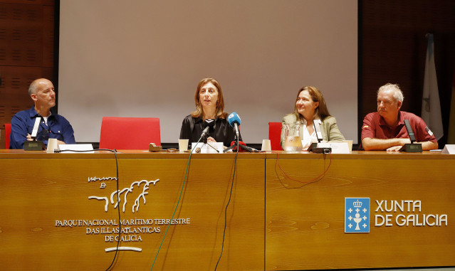 Presentación de los trabajos arqueológicos del proyecto Sentinela, para la excavación, catalogación y registro de restos en el yacimiento de Casa de Vilademar en las islas Cíes.