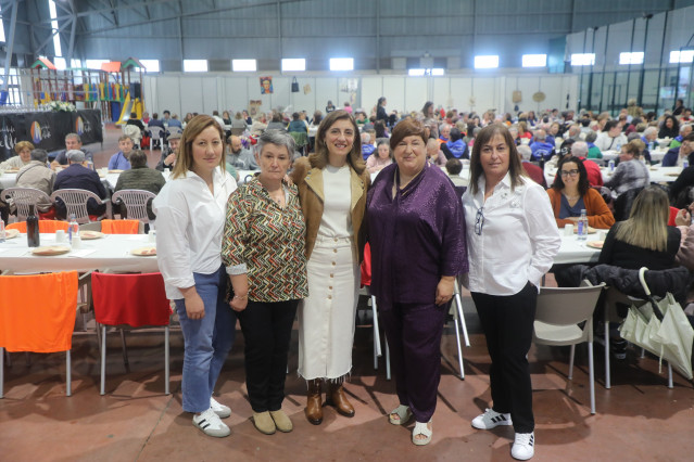 La conselleira de Medio Ambiente e Cambio Climático, Ángeles Vázquez, en el encuentro de mujeres rurales en Melide, el 5 de octubre de 2024.