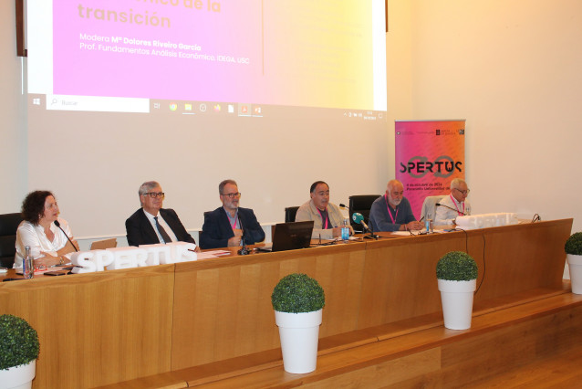 Jornada del V Seminario Spertus: Transición enerxética e competitividade industrial, celebrada en el paraninfo del rectorado de la UVigo