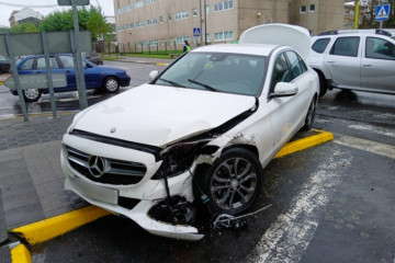 Accidente de tráfico en Santa Comba.