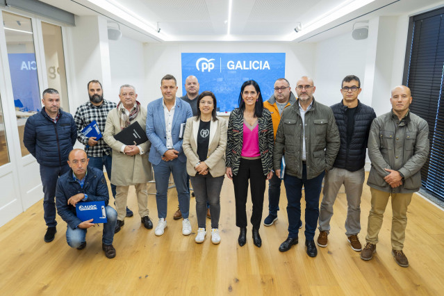 Ana Vázquez y Paula Prado con asociaciones de Guardia Civil