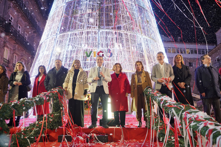 Abel Caballero promete que el árbol de Navidad de Vigo será todavía más grande: 