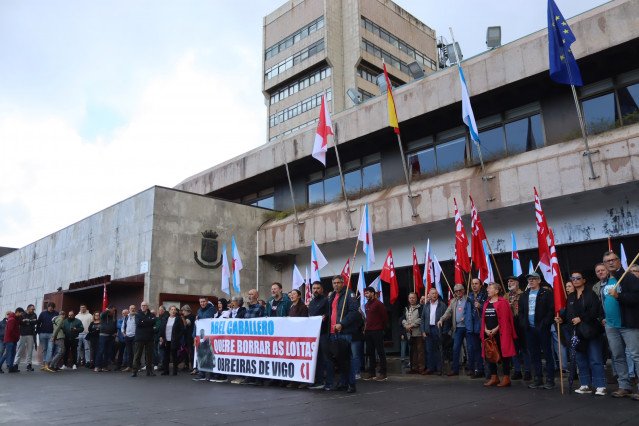 Protesta de la CIG por el bloqueo del gobierno local de Vigo a la instalación de un monumento conmemorativo sobre las luchas obreras de 1972.