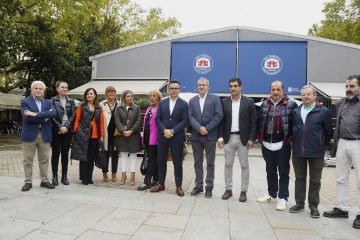 El conselleiro de Emprego, José González, en una visita en Ourense.