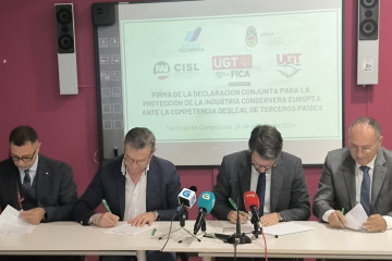 Firma de una declaración conjunta en defensa del sector conservero, entre Anfaco (España), ANICP (Portugal), y los sindicatos UGT-FICA, UGT Portugal, y el italiano FAI-CSIL.