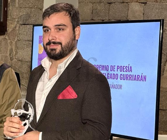 Aleixandre Lago, ganador del 'V Premio de poesía Florencio Delgado Gurriarán'