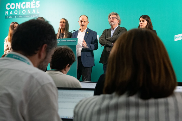 Puigdemont y Turull presentan candidatura para liderar Junts