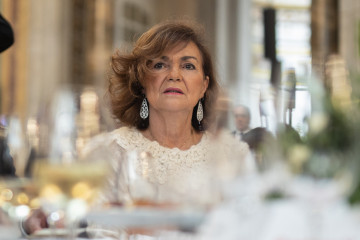 La presidenta del Consejo de Estado, Carmen Calvo, durante la entrega del Premio Gumersindo de Azcárate del Colegio de Registradores, en el Real Casino de Madrid, a 23 de octubre de 2024, en Madrid (