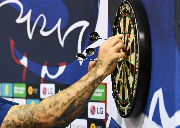 El Mundial de dardos electrónicos 'Phoenixdarts' llega por primera vez a Europa con A Coruña como sede