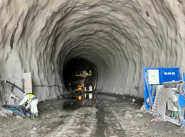 Archivo - Obras del acceso ferroviario al puerto exterior de A Coruña