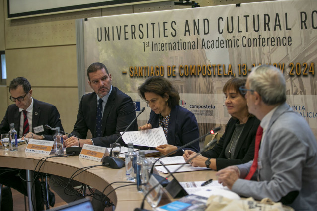 El conselleiro de Cultura,  Lingua e Xuventude, José López Campos, en la I Conferencia Académica Internacional sobre Universidades e Rutas Culturais.