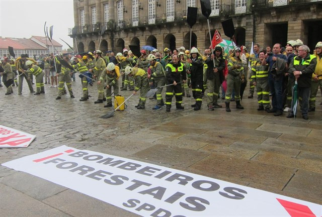 ​Brigadistas de Seaga inician unha acampada en San Caetano