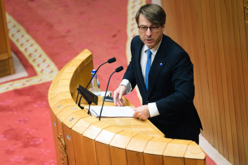 El conselleiro de Facenda, Miguel Corgos, en el pleno del Parlamento