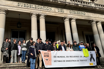 Minuto de silencio subdelegación del Gobierno Pontevedra.