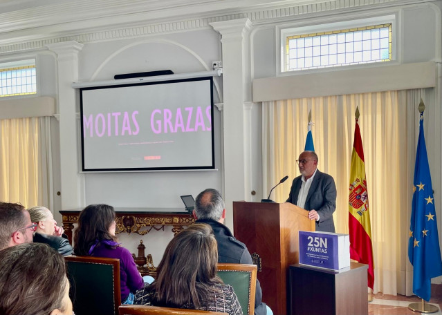 El subdelegado del Gobierno en Pontevedra, Abel Losada, en el acto institucional por el 25N.