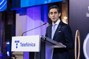 Archivo - El presidente ejecutivo de Telefónica, José María Álvarez-Pallete, interviene durante el toque de campaña de Telefónica, en el Palacio de la Bolsa de Madrid, a 19 de abril de 2024, en 