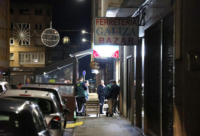 Cordón Policial Por La Muerte De Un Hombre Al Resultar Herido Con Un Arma De Fuego En El Bar Castro De Carballo  04/12/2024