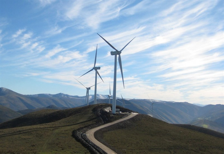 Fenosa concluye el transporte de aerogeneradores al parque eólico de Cabo Vilán