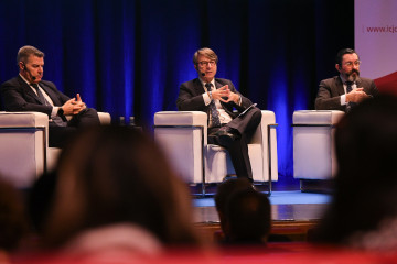 El conselleiro de Facenda e Administración, Miguel Corgos,en la apertura de las  IX Xornadas de Auditoría e Contabilidade en Galicia