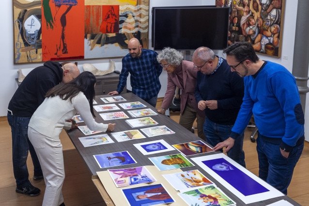 Reunión del jurado del  XX Premio de literura infantil e xuvenil 'Pura e Dora Vázquez' en la modalidad de Ilustración.