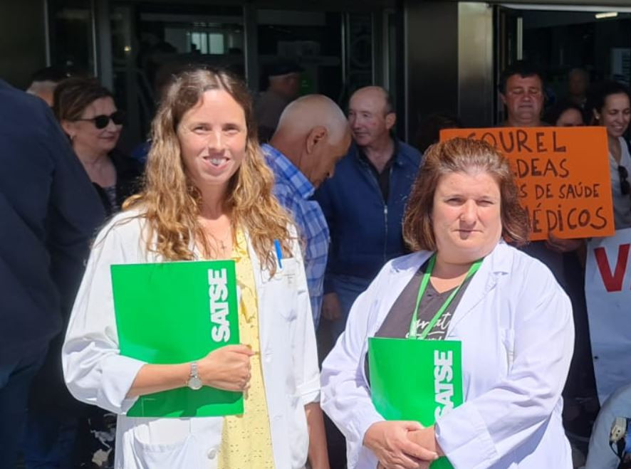 Veronica Peteiro de SATSE, a la izquierda, en una pasada protesta en Lugo en una foto de SATSE Lugo