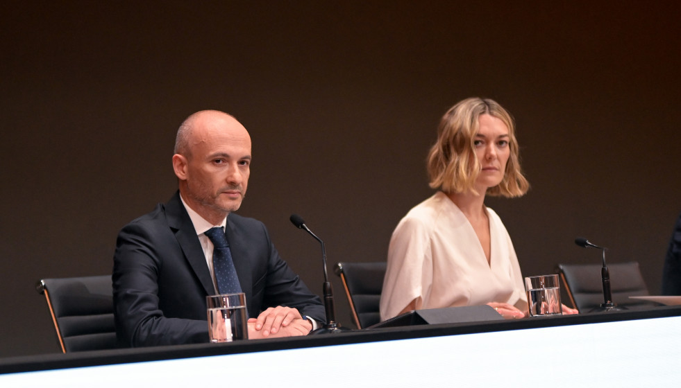 Archivo - El consejero delegado de Inditex, Óscar García Maceiras, y la presidenta de Inditex, Marta Ortega, durante la primera convocatoria de la Junta General de Accionistas de Inditex, en la sede