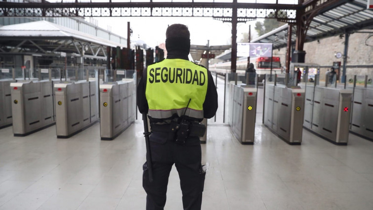 Condenan a una empresa de seguridad por hacer coincidir a una empleada con el compañero que la acosaba