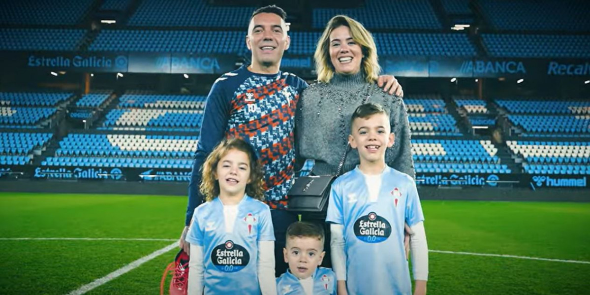 Iago Aspas con su familia