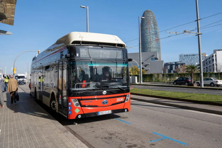 El transporte público rompe récords históricos en 2024, según TMB