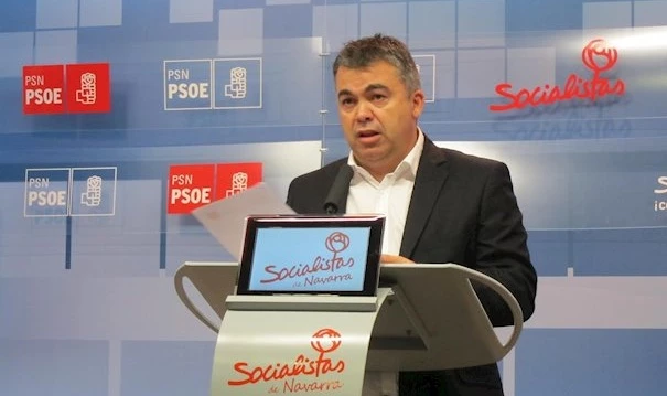 El PSOE argumenta que Feijóo no acude a los actos por la muerte de Franco para 