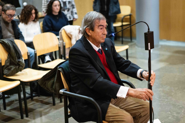 El exvicepresidente del Gobierno de España, exministro y expresidente de Asturias, Francisco Álvarez-Cascos, durante el juicio en a la Audiencia Provincial de Oviedo.