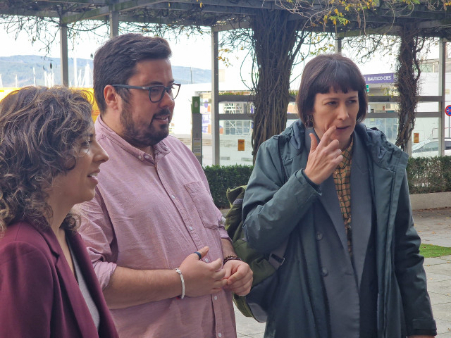 Xabier Pérez Igrexas y Ana Pontón este lunes en Vigo.