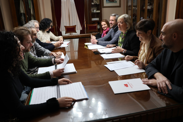 Reunión del miembros del equipo de gobierno en Lugo sobre los presupuestos municipales para este año