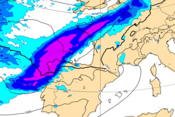 Llluvias previstas por el ECMWF en Galicia el viernes a las 15 horas