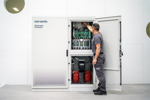 Archivo - La tecnología Norvento Gridmaster Converter (nGM), facilita la Integración del almacenamiento de energía renovable en Instalaciones eléctricas.